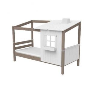 Dětská postel ve tvaru domečku