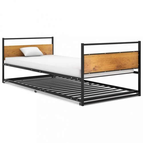 postel ze dřeva a kovu